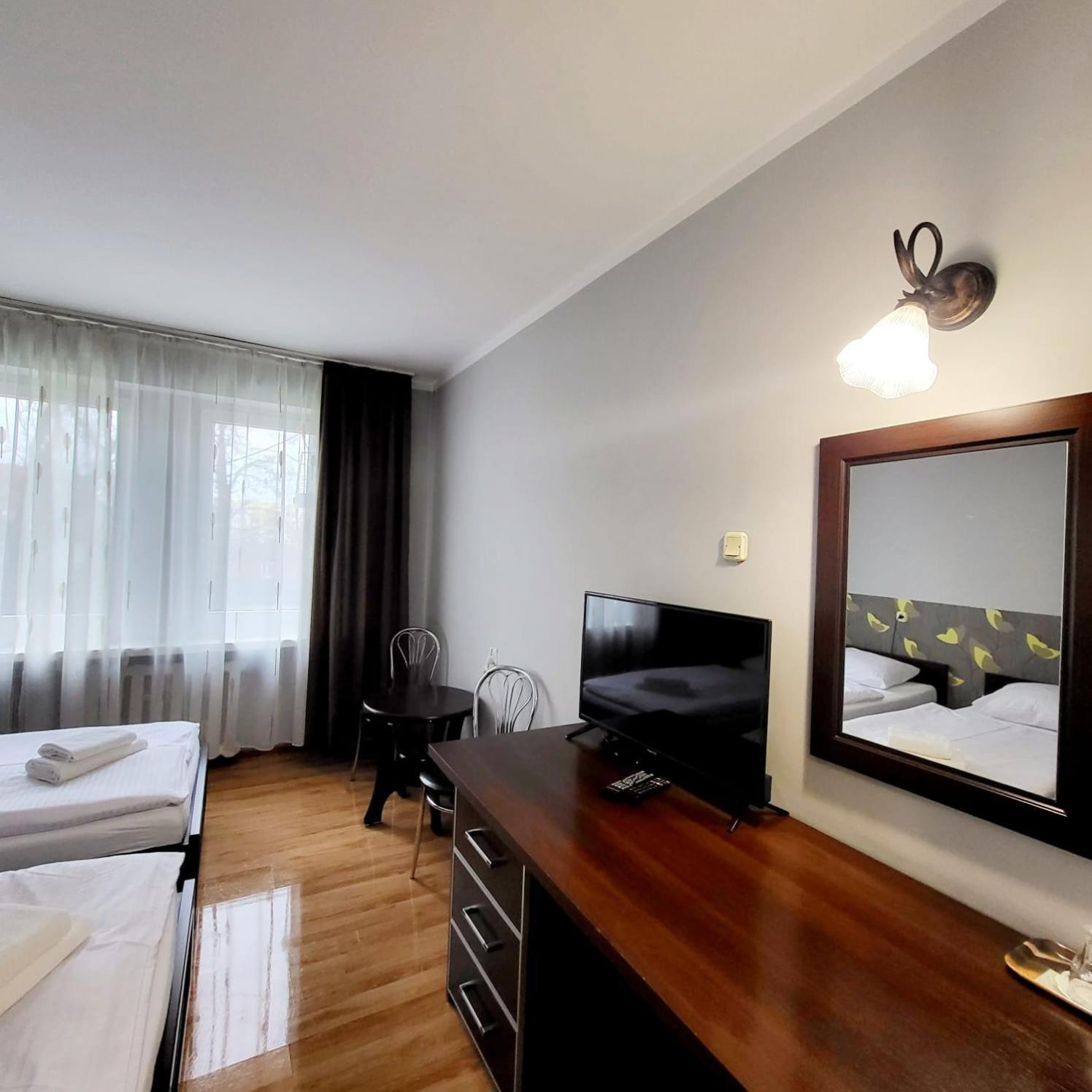 Hotel Piast Myślibórz Esterno foto