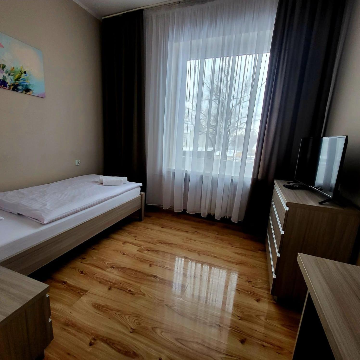 Hotel Piast Myślibórz Esterno foto