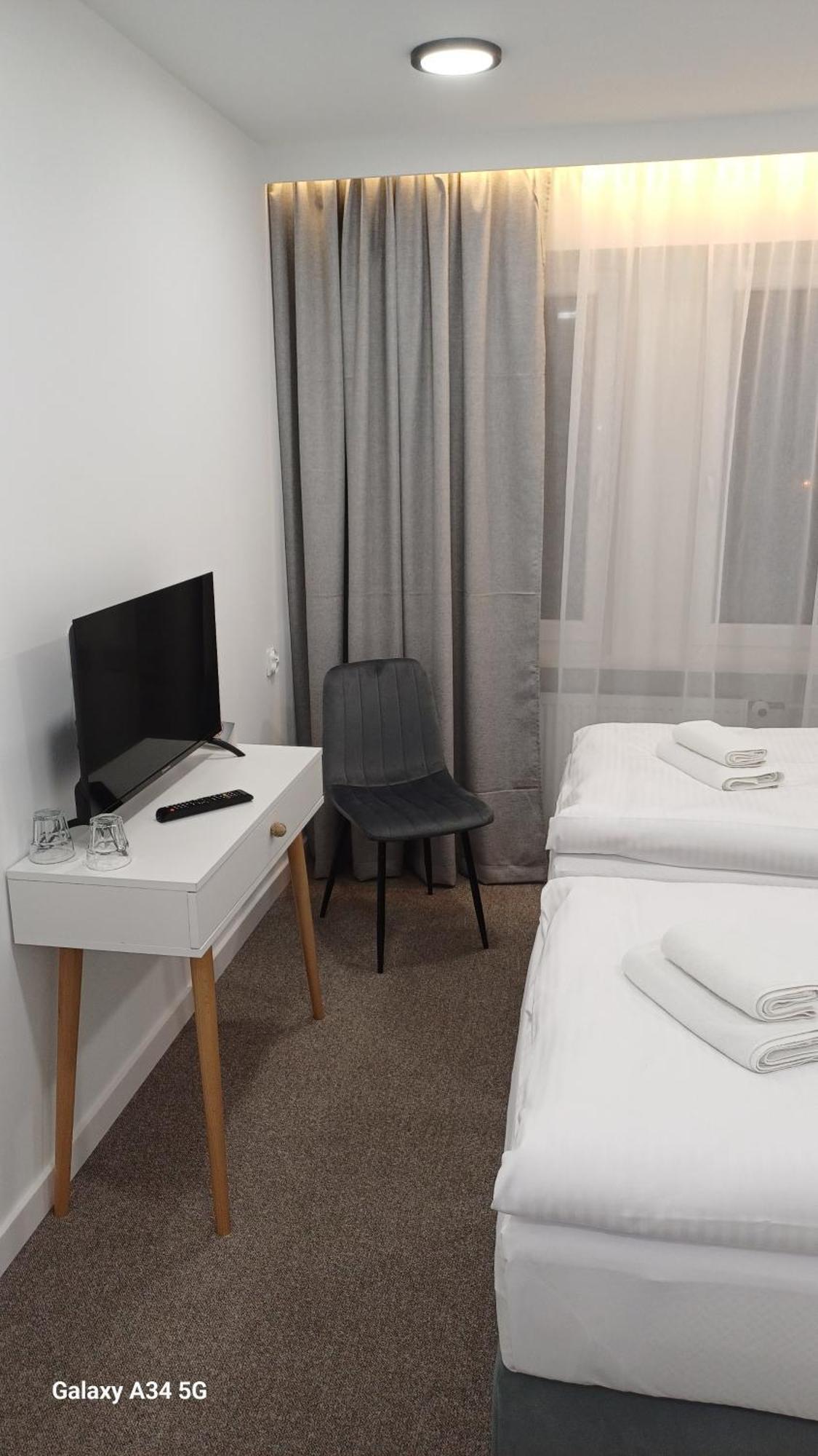 Hotel Piast Myślibórz Esterno foto