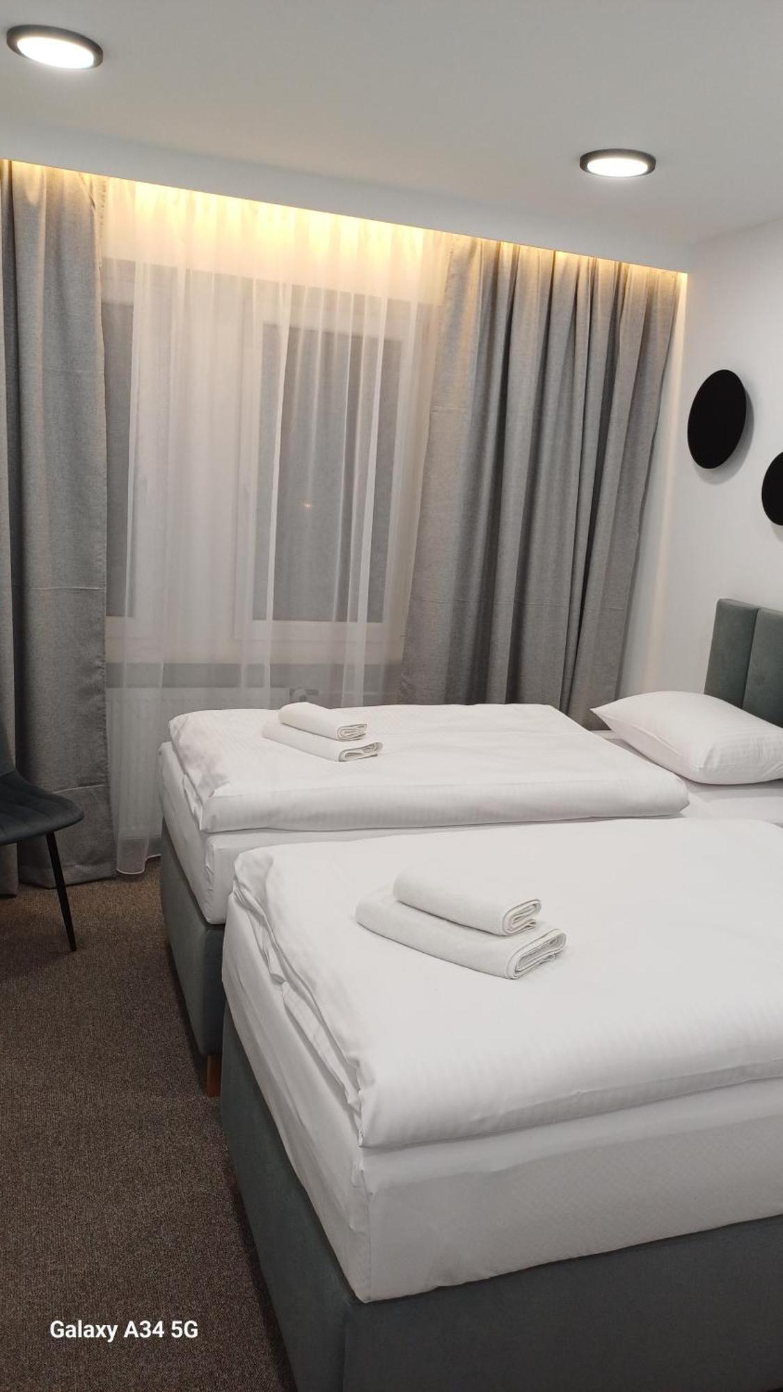Hotel Piast Myślibórz Esterno foto